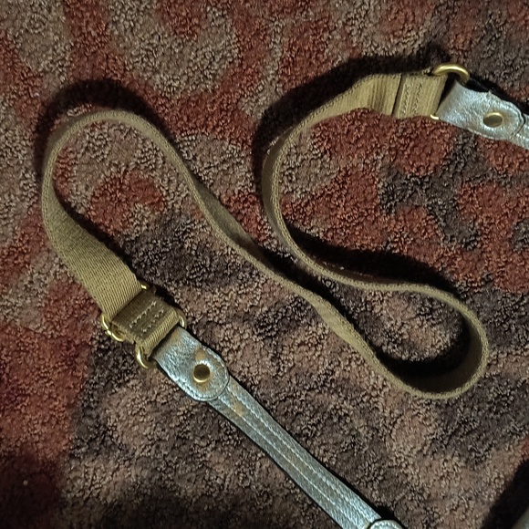 B Makowsky leather crossbody leather bag - Picture 9 of 10